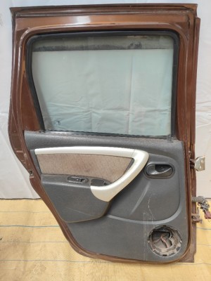 R DOOR ASSY LH