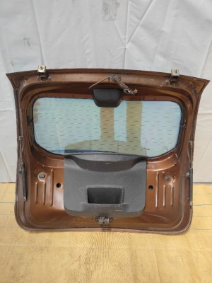 REAR GATE