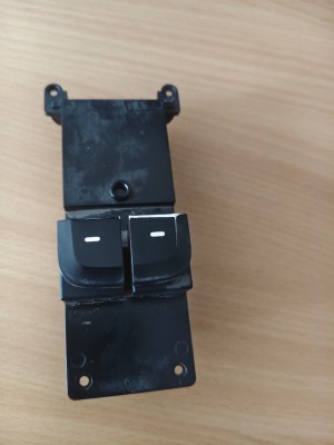 POWER WINDOW SWITCH